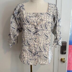 MILLE Resort & Travel White/Blue Embroidered  Floral Poof Sleeve Blouse Sz Small